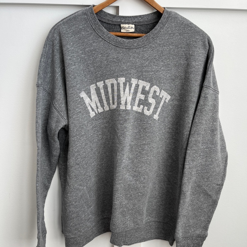 Boutique Gray Midwest Crewneck Sweater